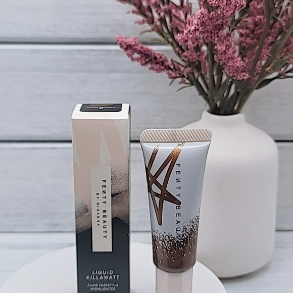 Fenty Beauty Liquid Killawatt Fluid Freestyle Highlighter - Picture 1 of 5